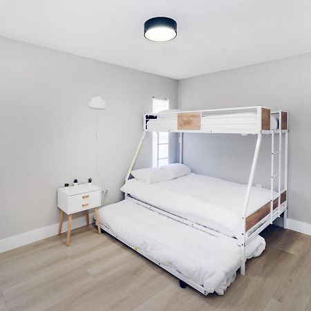 New 6Min To 3 Sister Springs, Spacious, Fun With Game Room 크리스탈리버 외부 사진