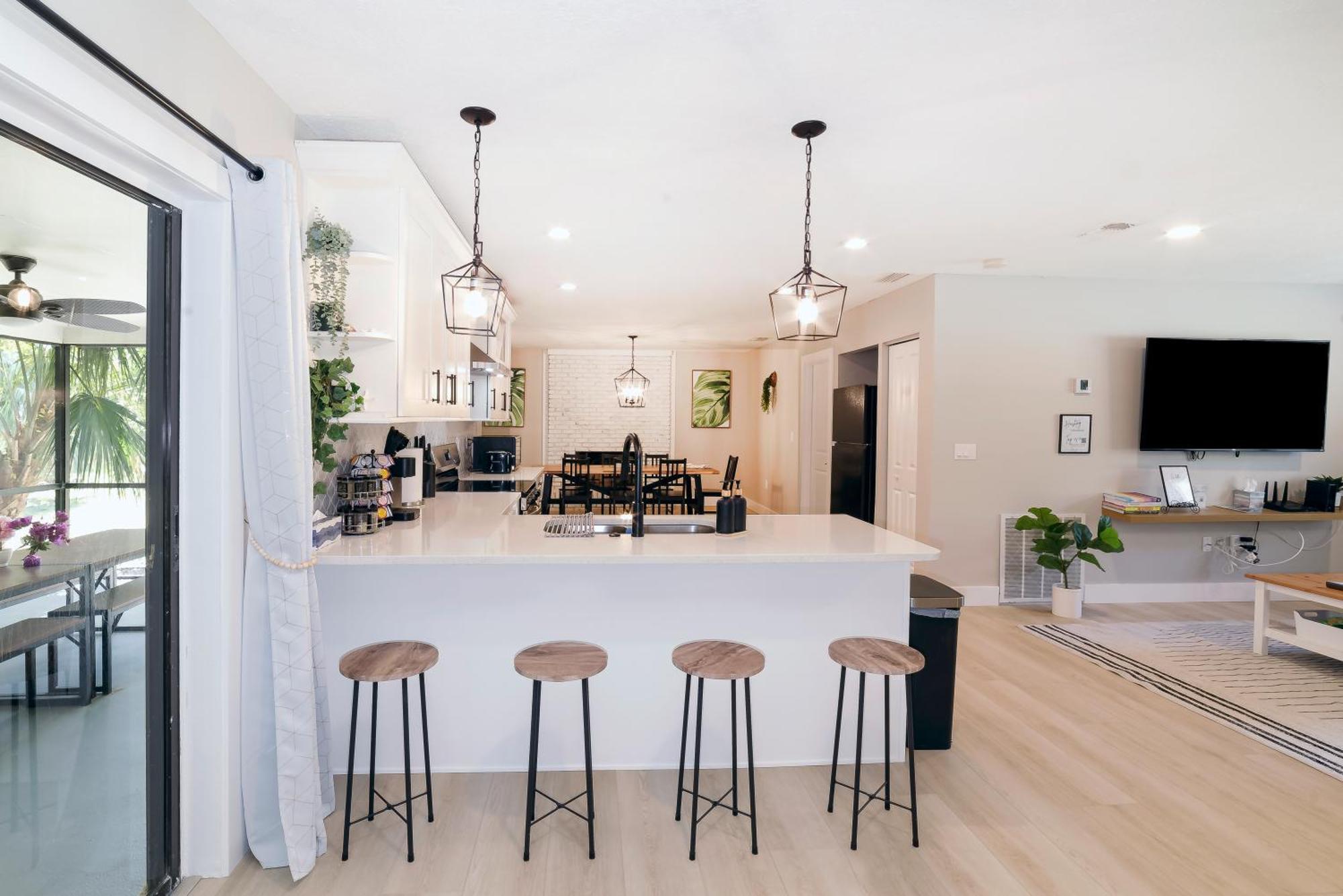 New 6Min To 3 Sister Springs, Spacious, Fun With Game Room 크리스탈리버 외부 사진